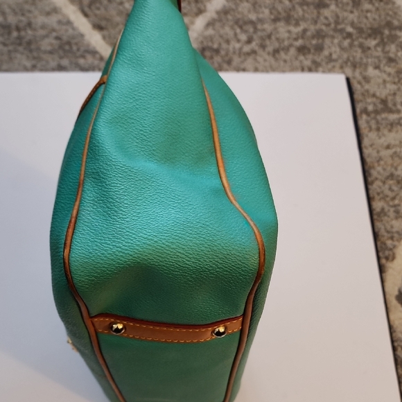 Dooney & Bourke Rebecca Classic Hobo Pebbled Leather Shoulder Bag. - Picture 8 of 16